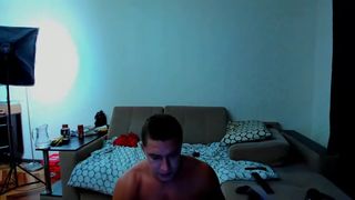 markfitt_for_u whore model pulls pussy