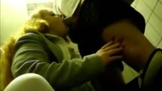 sexyvenushuegel Cute slut masturbates with a vibrator