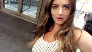 Sophie Dee  Obstinate woman