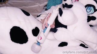 Dotti Pink  flexible chick heartily exercises its holes