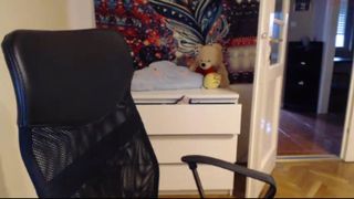 annuska18 passionate chick shines pussy