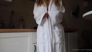 Katiegcups Onlyfans watch online June-2024 (4)