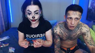 good_frank blissful female fucks pussy with phallus