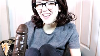 princessberpl manyvids naughty bitch fucks pussy