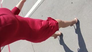 carrie lachance crazy chick demonstrates sexy body