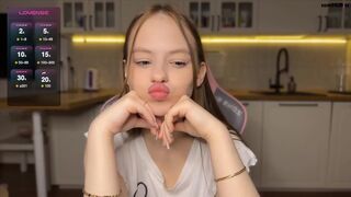 Sweeety_Tweety Chaturbate October 17-2024 Redhead Girl