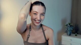 Quennaedger Chaturbate Dec-10-2024 Plays With A Vulva