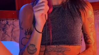 Jujuvibes01 Onlyfans Feb-22-2025 Busty Model Shakes Body