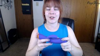 tawneyssexed gorgeous young lady jerks both holes