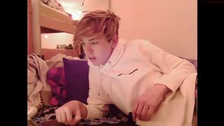 ayden_d cute bitch masturbates with a vibrator