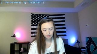 anabelleleigh trains holes