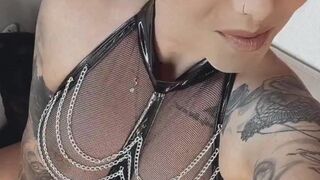 Nina_Devil Chaturbate Fix Her Mood April-13-2025