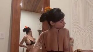 Mia Khalifa Onlyfans 19-11-2025 Slut