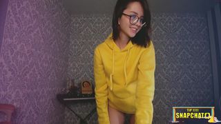 oooops__ cute slut jerks her pussy on people