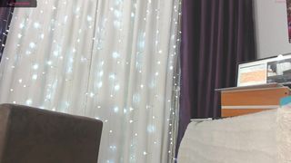 littlesonia loud bitch hammering pussy with phallus