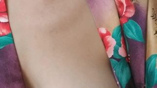 queensmoke loves to put fingers in forbidden places