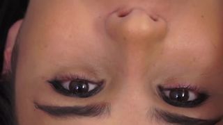 Mira Cuckold  hot chick fucks shaved pussy