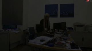 MilaElaine (Mila Elaine) Cute slut Fucks Her Dildo