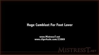 Mistress T - Huge Cumblast