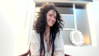 makaylacortez young schoolgirl erotically eats a banana