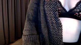 in_tune modest slut tells interesting stories on camera