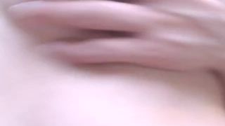 jalyn graceful babe gently masturbates pussy