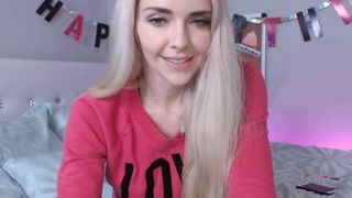 scarlettmiles shy girl exposes beautiful tits