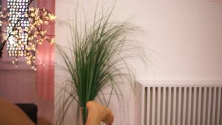 jessperation fucks herself on the sofa