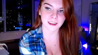 ivygrace impressive passion masturbates both holes