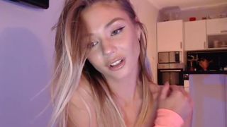 yveline loves asshole