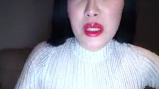 pettylove impressive babe dancing striptease