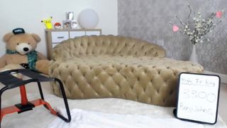 elouiseplease fucks herself in red dildo