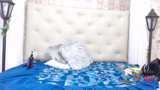 danger_candy Graceful chick