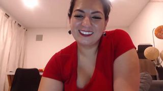 chloe_gray skinny beauty pulls pussy