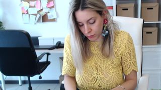 tiffany925 shows itself in all its glory