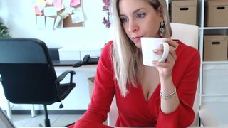 tiffany925 squirt masturbation