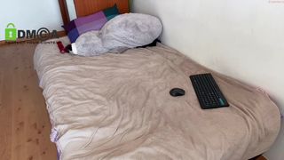 sashamike2000 busty maiden posing in stockings