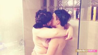 OpheliaLestat manyvids fucks her pussy