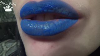 Mistress Misha Goldy manyvids bitch in high heels and her sexy legs