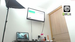 keily_lovers sexy lady fucks both holes