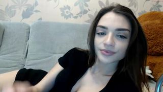 beauty_lana cums from masturbation in front of the camera