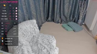 playful_medeea Busty chick