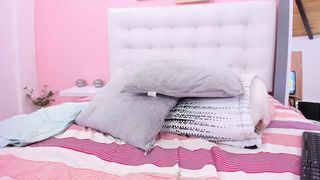 good_daddy_karmah mad passion gently caresses her pussy