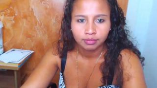 anastasia_lo incredible bitch shows off her delicious ass.