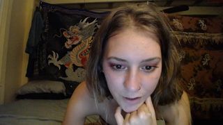 zoe_kitty666 Beautiful blonde