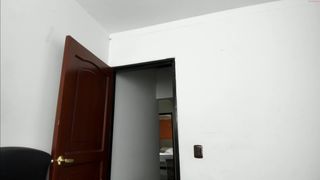 xhxoxtxsxex online show January 2020