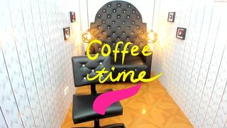 ladyjessiie gorgeous babe dancing striptease