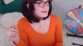 ivysrevenge Crazy chicks jerking off in a pose