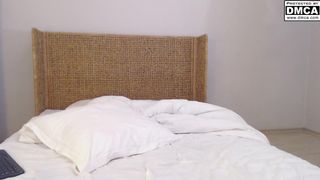 pazanre Crazy slut rees both holes