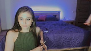 xxxx13xxxx cute slut jerking shaved cunt